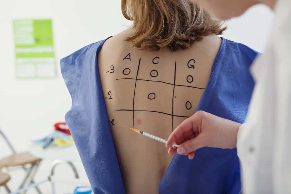 patient back examine