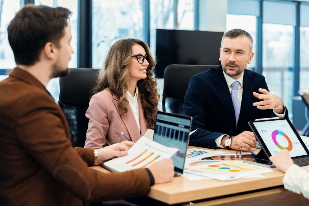 Experts in Sales and Acquisitions​